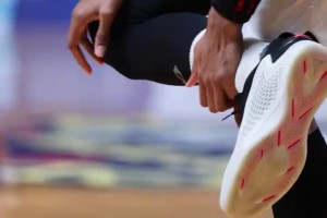 酷似撒旦先生的男人！塞巴斯蒂安·塞兹B联赛顶尖外援之一！